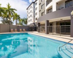Courtyard by Marriott Miami at Dolphin Mall