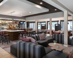 Courtyard by Marriott Pleasanton