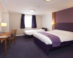 Premier Inn Bridgend Central