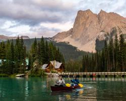 Emerald Lake Lodge