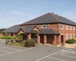 Moreton Park Hotel