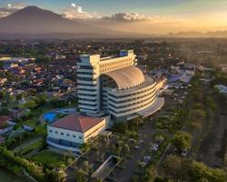 ASTON Cirebon Hotel and Convention Center