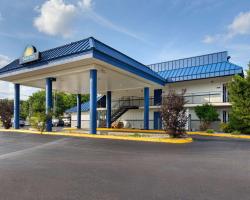 Days Inn by Wyndham Knoxville North