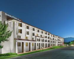 DoubleTree by Hilton Colorado Springs