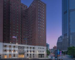 DoubleTree by Hilton Hotel & Suites Pittsburgh Downtown