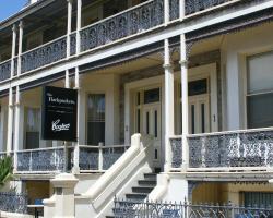 Glenelg Beach Hostel