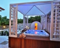 Ventoura Studios & Apartments