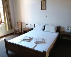Lito Rooms