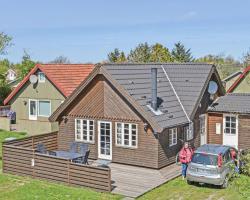 Nice Home In Hemmet With 2 Bedrooms And Wifi