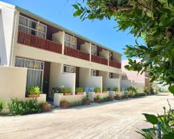 TME Retreats Dhigurah