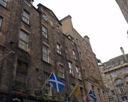 Niddry Street Apartments Edinburgh