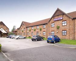 Premier Inn Manchester - Denton