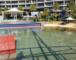 Homebush Bay Self-Contained Modern Two-Bedroom Apartment (133 BEN)