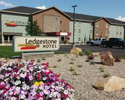 Ledgestone Hotel Vernal