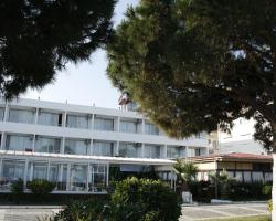 Yarar Hotel