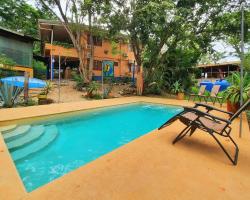 Casa Pura Vida Surf Hostel - Tamarindo Costa Rica