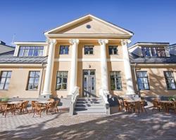 Skrunda Manor