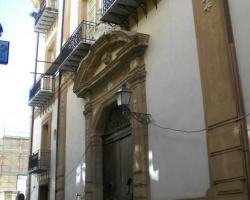 Jonathan House Hostel