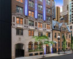 Holiday Inn Express Chicago - Magnificent Mile, an IHG Hotel