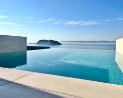 Eleia Seafront Rooms & Villas