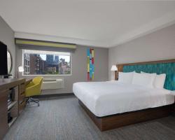 Hampton Inn & Suites by Hilton Toronto Downtown