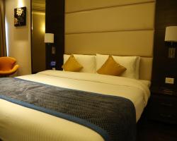 OYO Premium Panchkula Suites