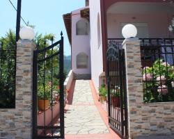Sunray Studios Stavros