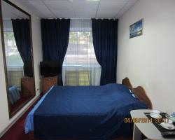 Club Hotel