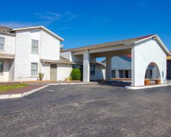 Studio Inn Extended Stay Oklahoma City Airport by OYO