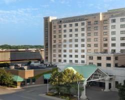 DoubleTree by Hilton Chicago O'Hare Airport-Rosemont