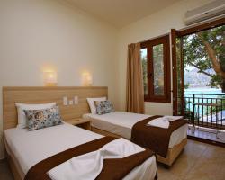 Aktaion Guest Rooms 