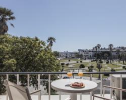 Rent4Rest Estoril Beachfront Apartments