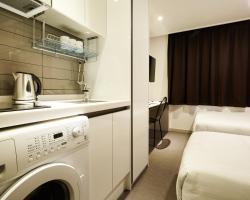 Top Hotel & Residence