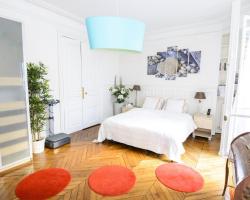 Luxurious Flat - 4 bedrooms Champs Elysées