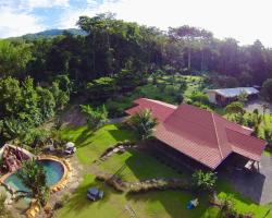 Uvita Hostel Resort