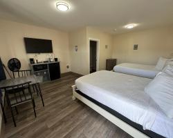 Coastal Inn and Suites