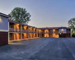 Aarya Hotel By Niagara Fashion Outlets