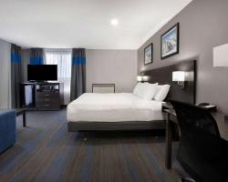 Days Inn by Wyndham Barrie