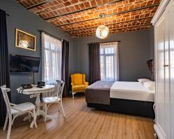 Selvese Suites, Serviced Living in Galata
