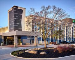 Holiday Inn Burlington Hotel & Conference Centre, an IHG Hotel