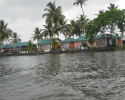 Riverine Resort