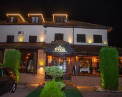 Hotel Dvor
