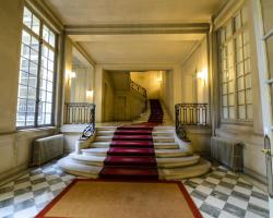 Luxurious Artistic House- Champs Elysées/Eiffel Tower