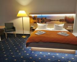 Hotel am Wariner See