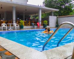 Hulus Hotel