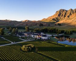 Craggy Range Luxury Vineyard Retreat