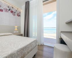 Hotel Harmony con Piscina panoramica