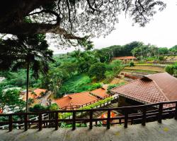 Sol Y Viento Mountain Hot Springs Resort