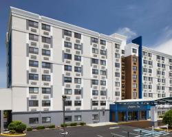 Hampton Inn Newark Airport