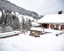 Les Chalets de la Serraz
